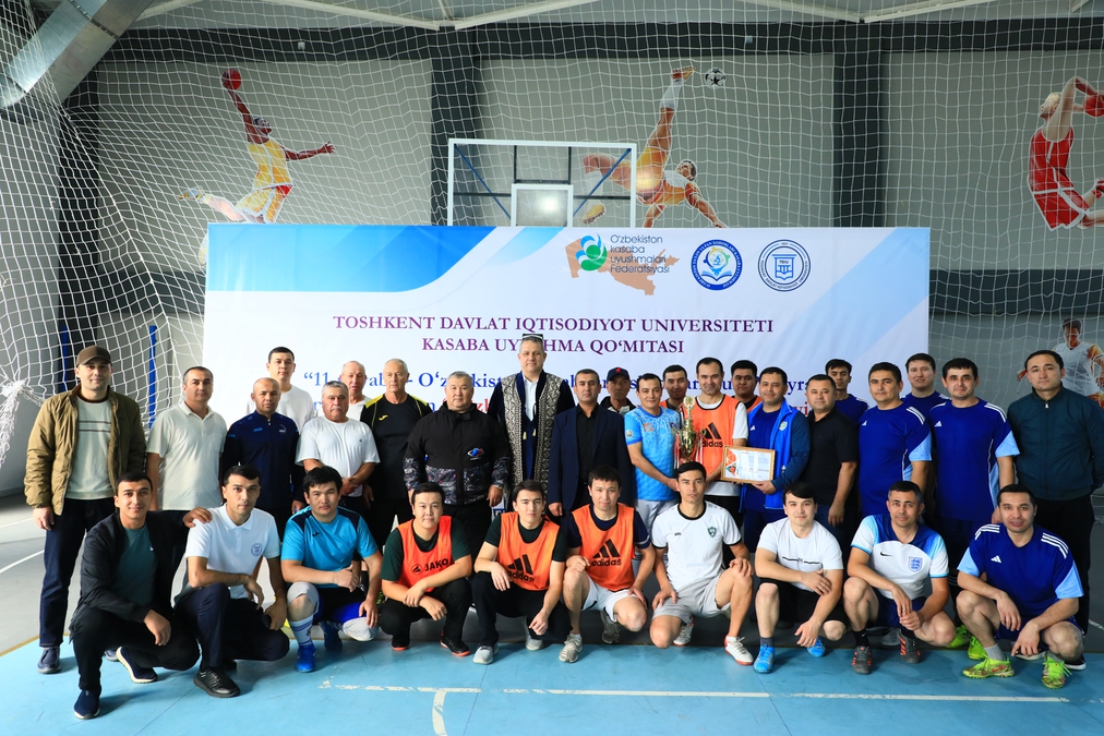 Men porno videoga etibor qaratdim